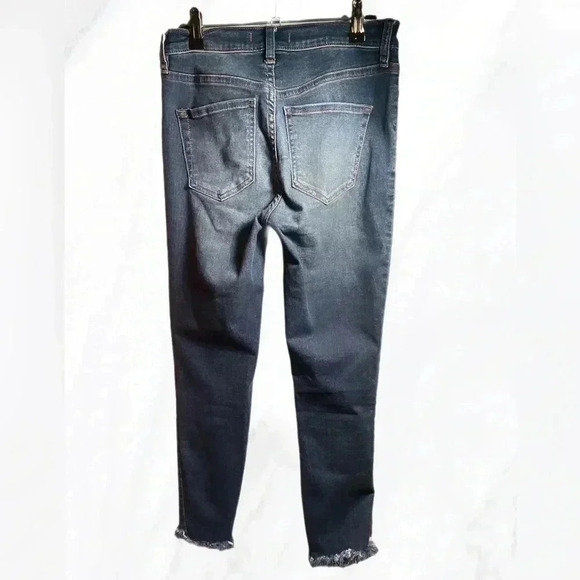 Free People distressed frayed mid rise trendy  medium wash ankle denim jean 26 - Picture 3 of 5